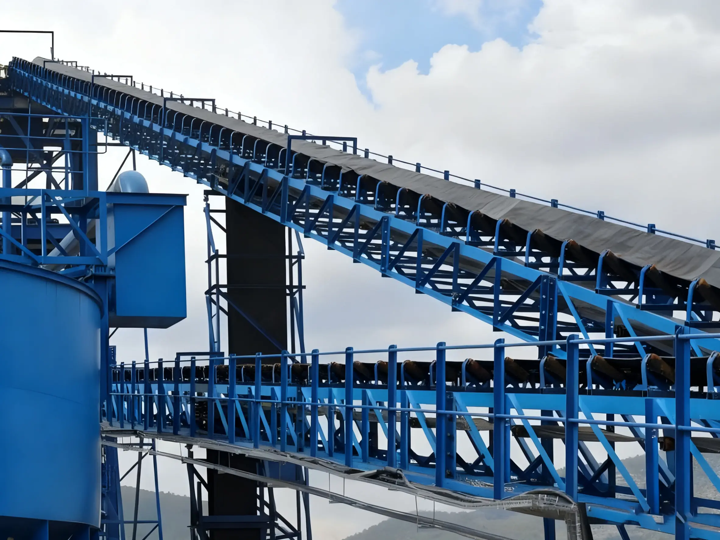 DTII(A)-standard-belt-conveyors-side-view