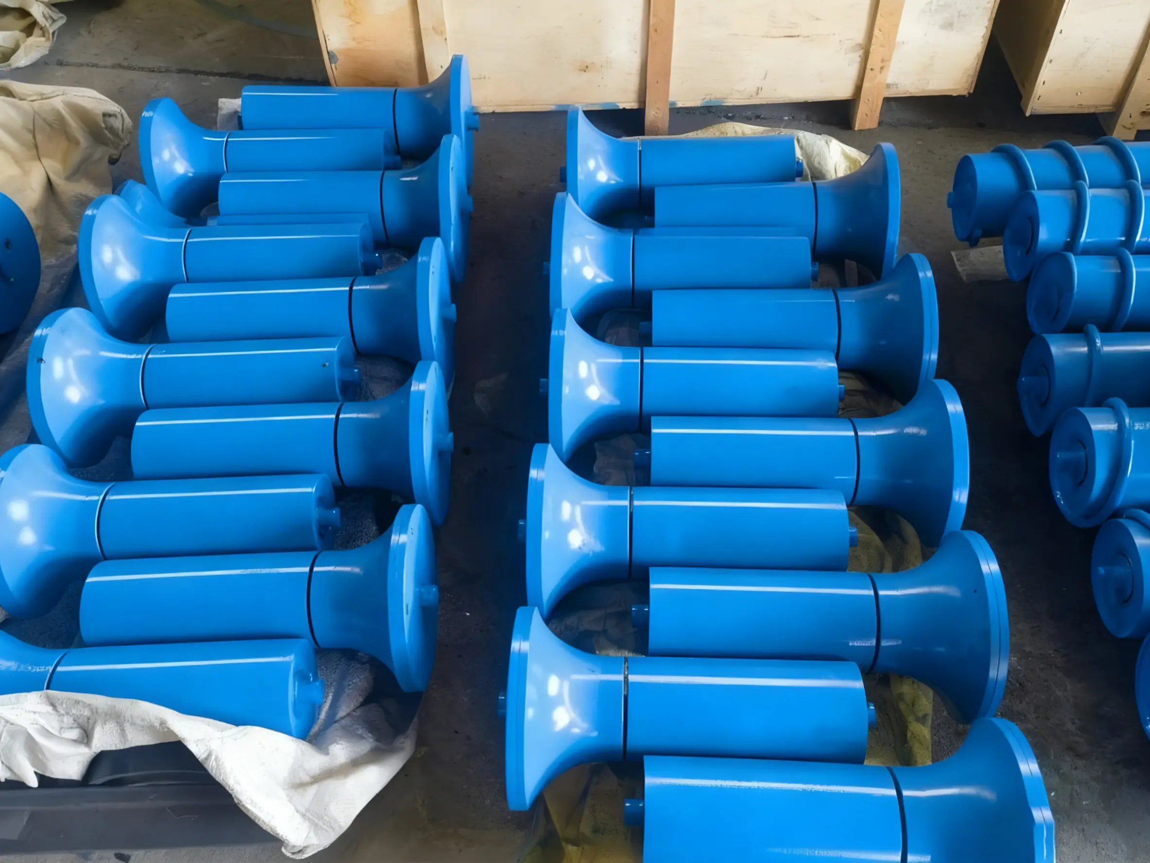 Self-aligning-conveyor-roller-main